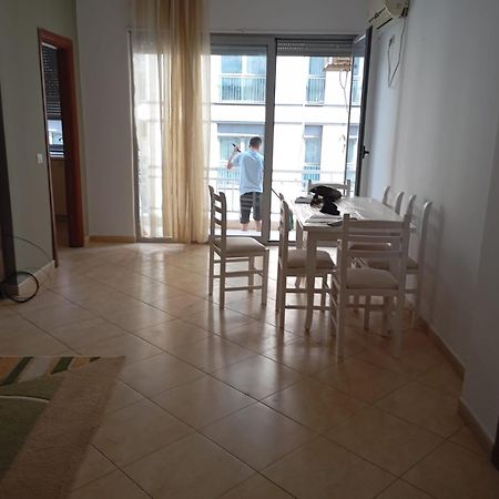 Royal Hostel Τίρανα Εξωτερικό φωτογραφία