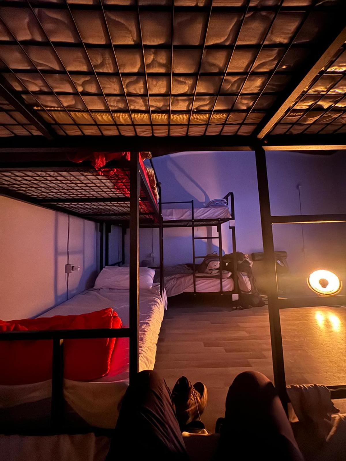 Royal Hostel Τίρανα Εξωτερικό φωτογραφία