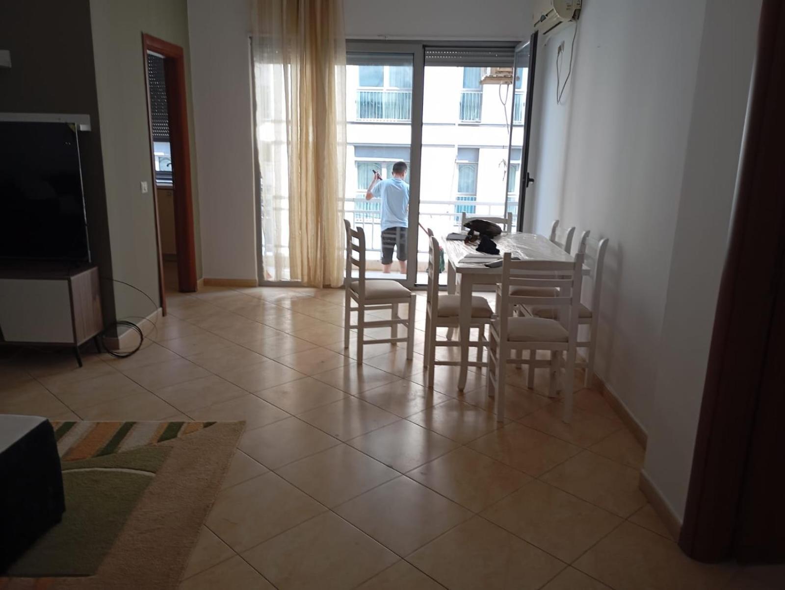 Royal Hostel Τίρανα Εξωτερικό φωτογραφία