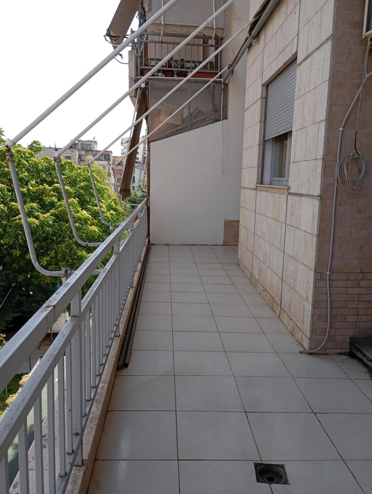 Royal Hostel Τίρανα Εξωτερικό φωτογραφία