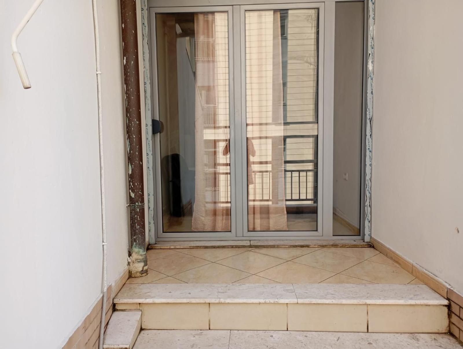 Royal Hostel Τίρανα Εξωτερικό φωτογραφία